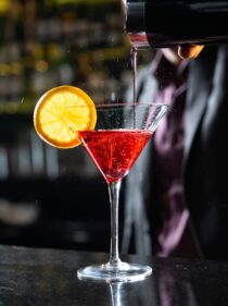 best cocktail bars near me
